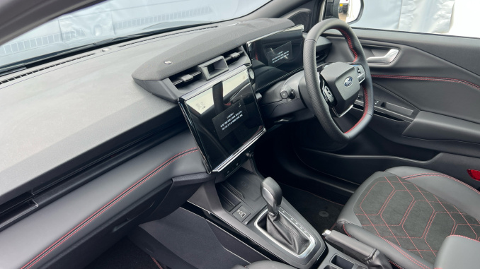 Ford Puma 1.0 EcoBoost Hybrid mHEV ST-Line X 5dr DCT Petrol Hatchback - Image 9